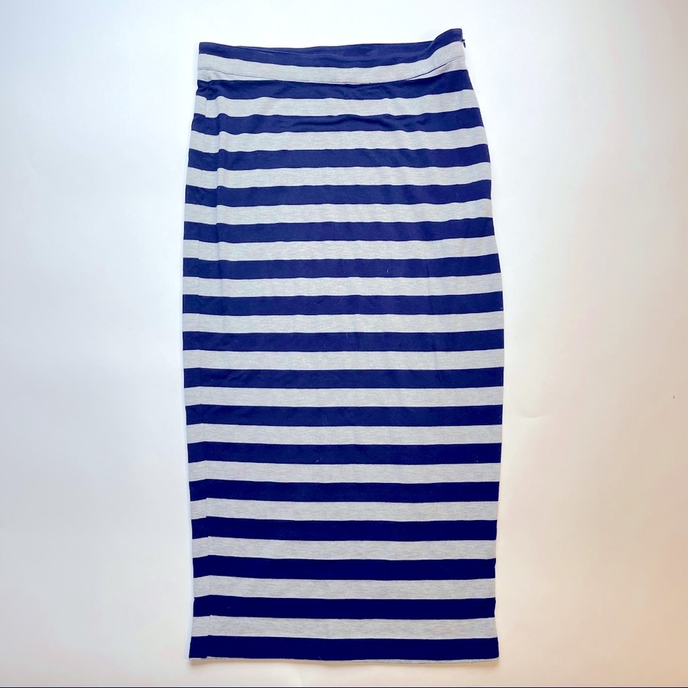 Boutique Forever 21 pencil skirt size medium